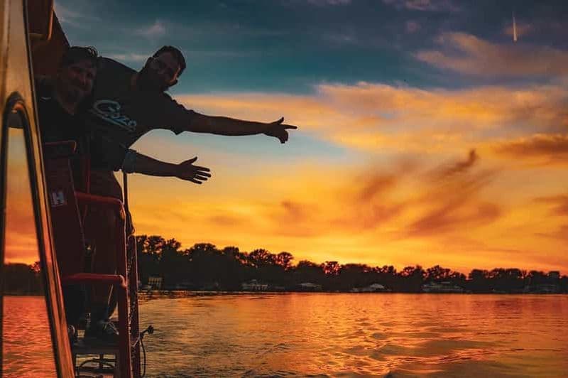 Croisière au coucher du soleil à Belgrade - Guide vivant - Boissons non alcoolisées illimitées gratuites