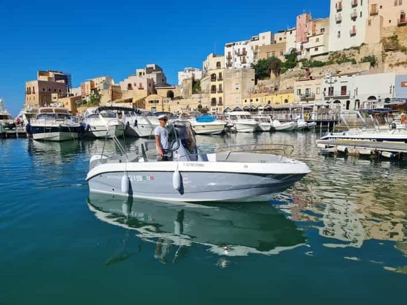 Castellammare del Golfo : Location de bateau demi-journée en octobre