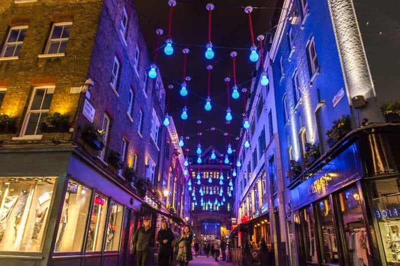 Billet Manger à Londres : Twilight Soho VIP Food & Drinks Tour (visite culinaire et boissons)