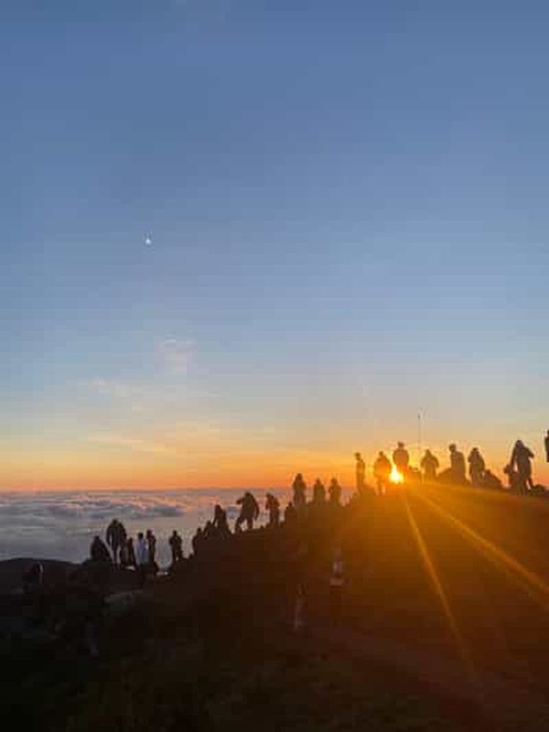 Madère : lever du soleil au Pico do Arrieiro et randonnée sur les escaliers vers le ciel