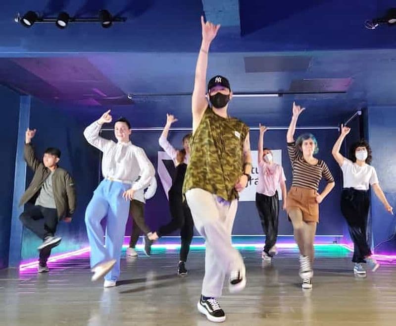 Séoul : cours de danse K-pop avec tournage et montage vidéo
