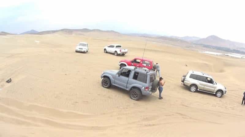 Depuis Lima : visite d'une demi-journée en 4x4 dans le désert de Marcahuasi