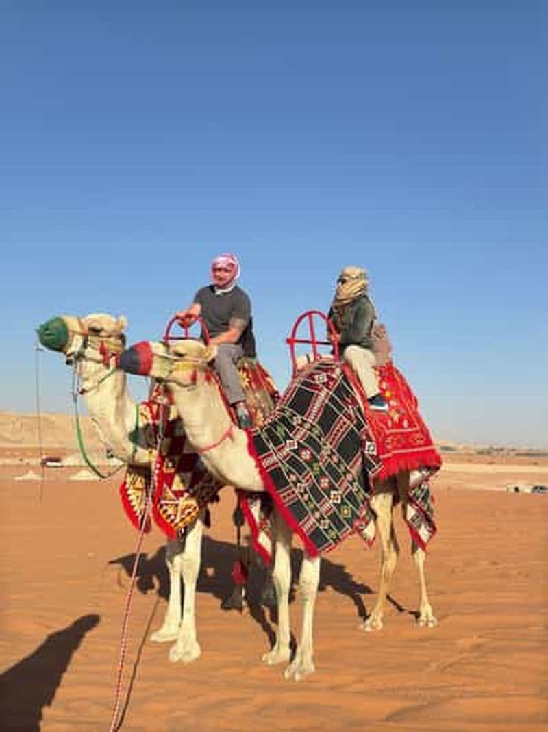 Riyad : balade à dos de chameau dans le désert, excursion en quad et collation