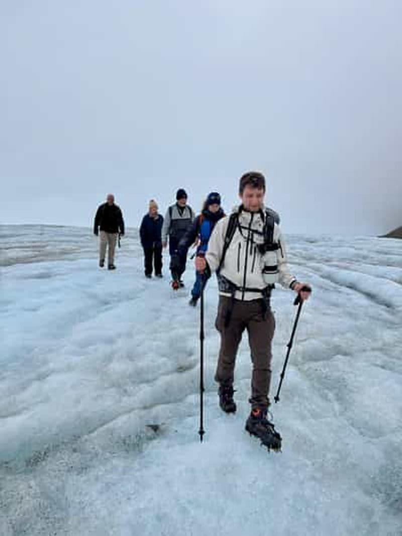 Longyearbyen : aventure en raquettes sur le glacier du Svalbard