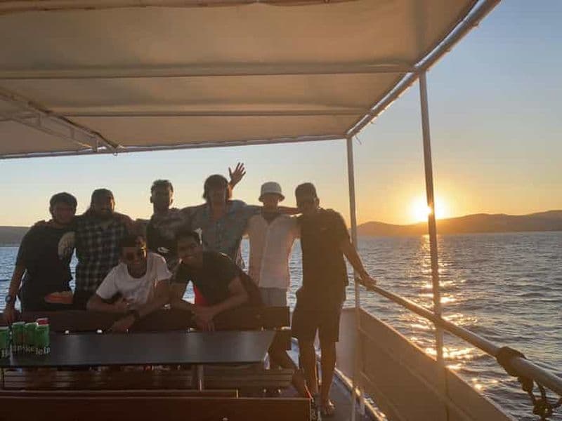 Billet Split : croisière au crépuscule sur la Riviera et baignade