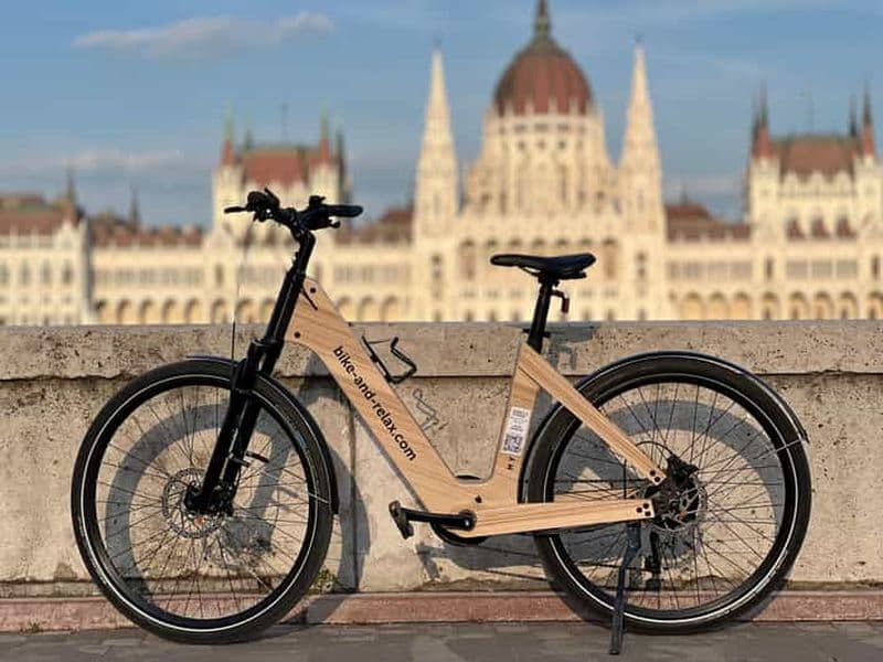 Budapest : Visite guidée du centre-ville à vélo électrique