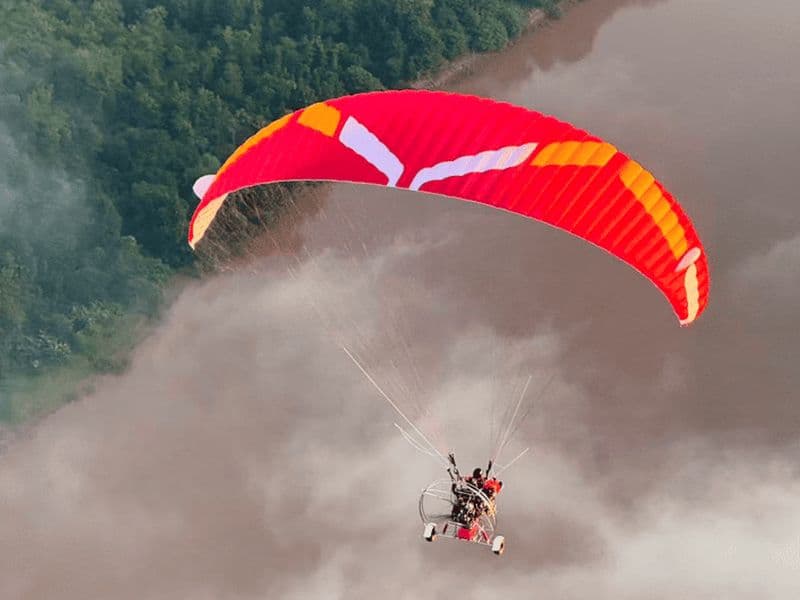 Luang Prabang : vol en parapente avec prise en charge à l'hôtel