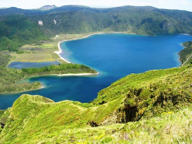 Depuis Ponta Delgada : Visite d'une demi-journée en jeep à Lagoa do Fogo