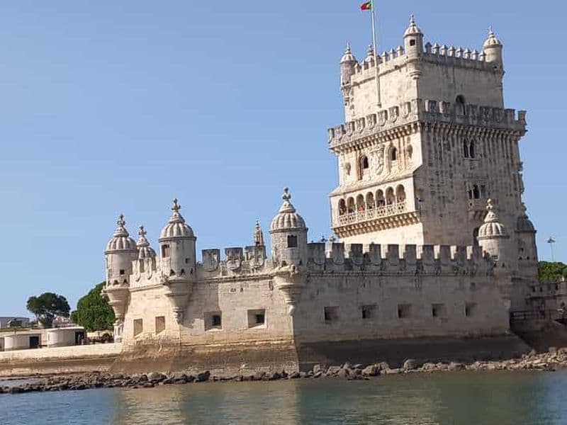 Lisbonne : visite d'une demi-journée en Tuk Tuk, Belem et Cascais