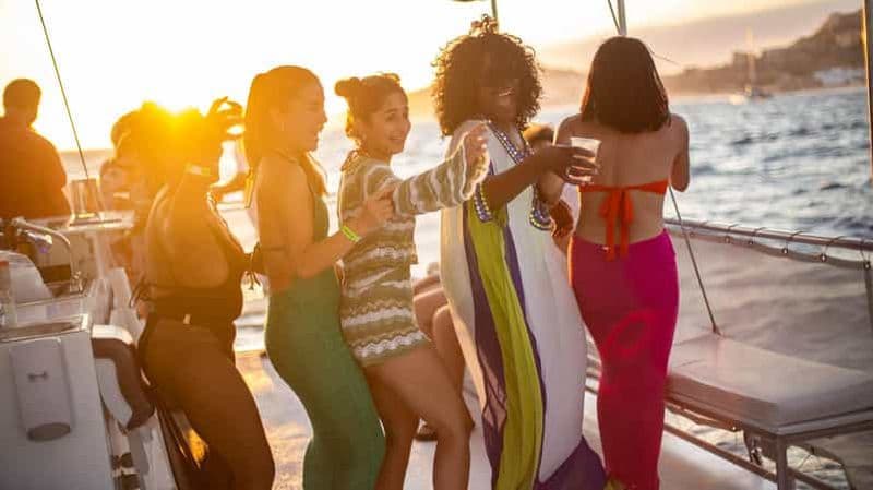 Billet Cabo San Lucas : Croisière au coucher du soleil avec Open Bar