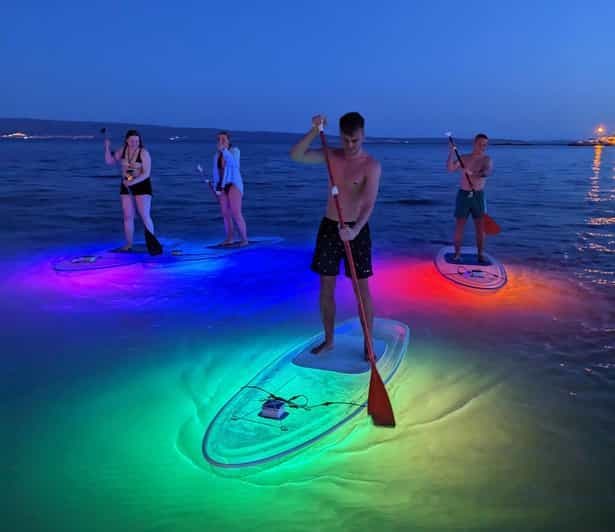 Split : Visite nocturne du SUP transparent