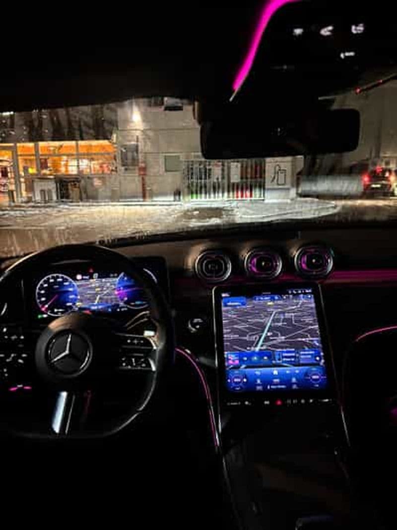 Chauffeur privé en Mercedes visite des point fort et transfert Dijon