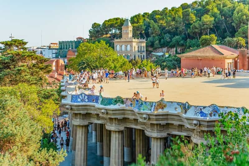 Billet Barcelone : Visite guidée du parc Güell et accès prioritaire