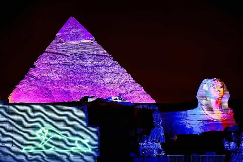 Le Caire : Spectacle son et lumière aux pyramides de Gizeh