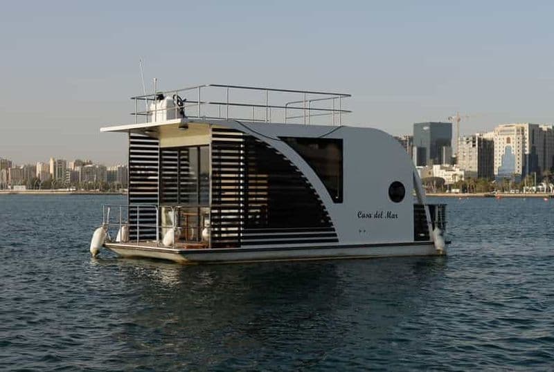 Doha : Voile| Vue sur la mer| Privé | 974 Cruises Houseboats