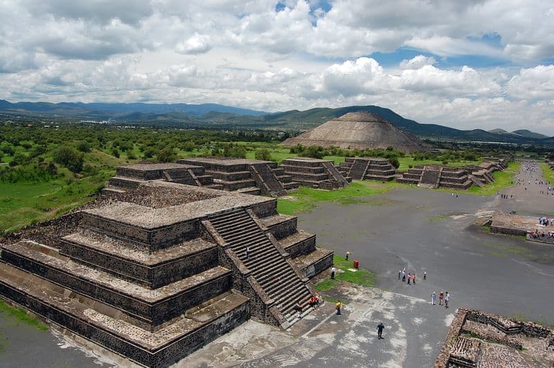Pyramides de Teotihuacan