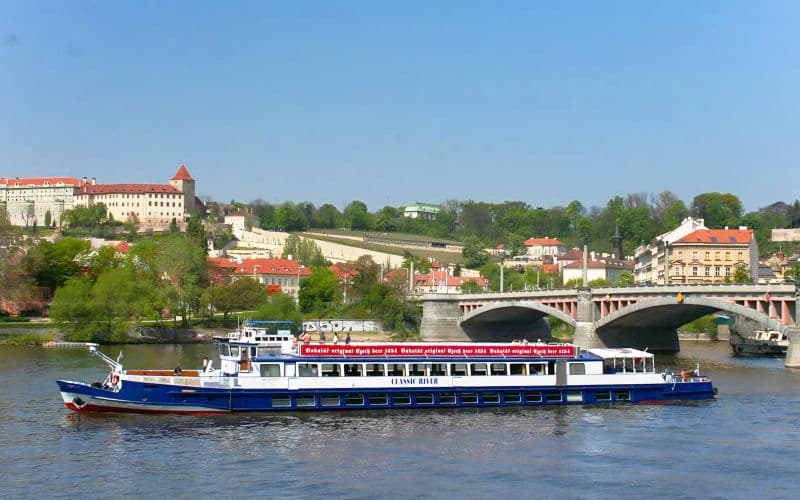 Croisière touristique à Prague avec dîner en option