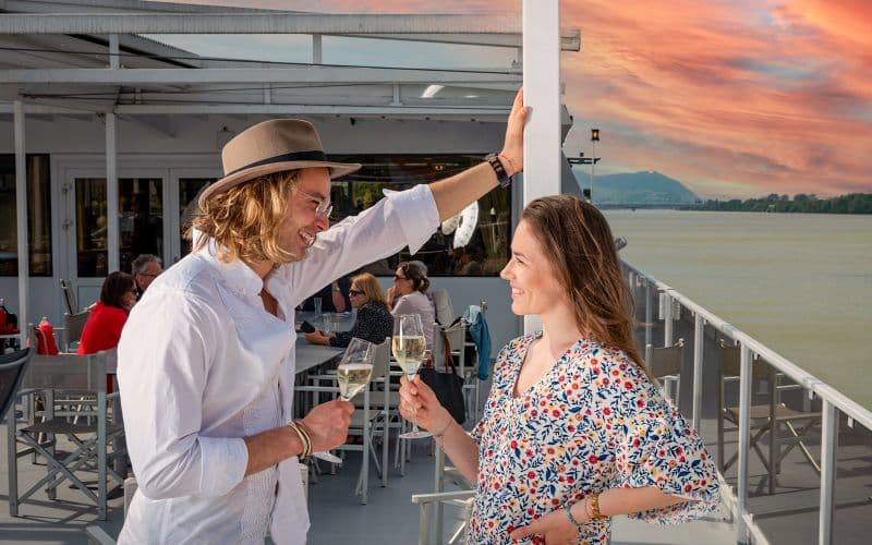 Bratislava ou Durnstein : Excursion d'une journée en bateau sur le Danube depuis Vienne