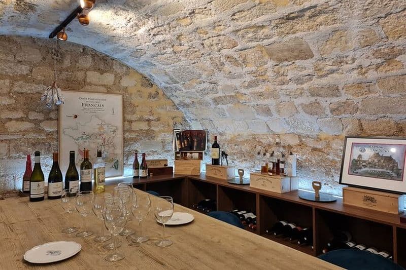 Cours de vins et fromages français à Paris