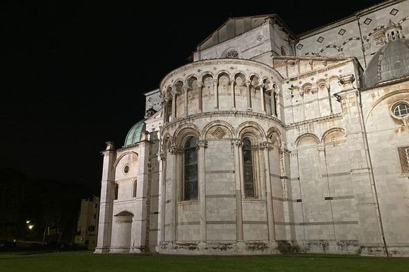 Visite nocturne de Lucca
