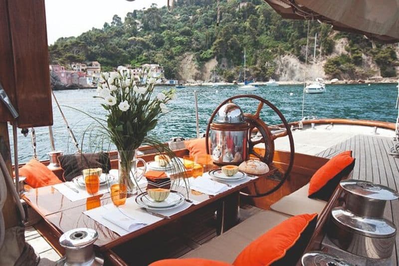 Croisière au coucher du soleil à Lisbonne avec vin