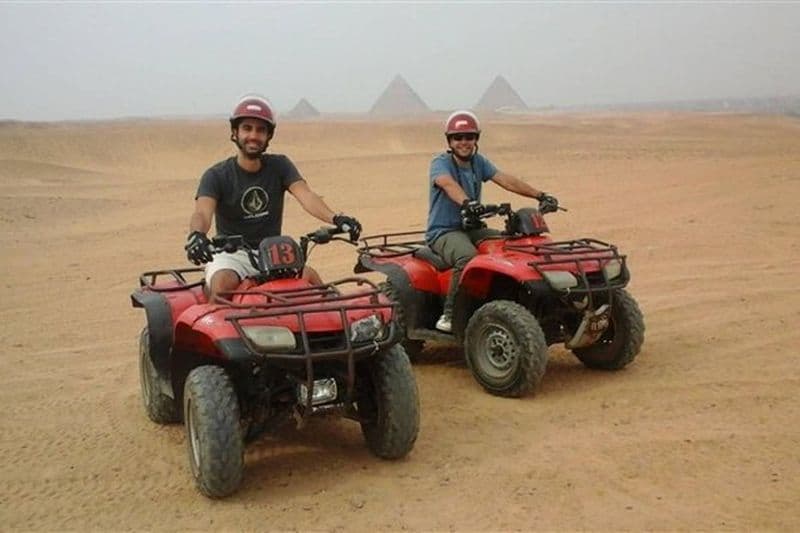 Balade en quad autour des Pyramides de Gizeh