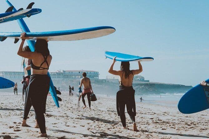 Cours de surf sur la plage de La Mata à Torrevieja