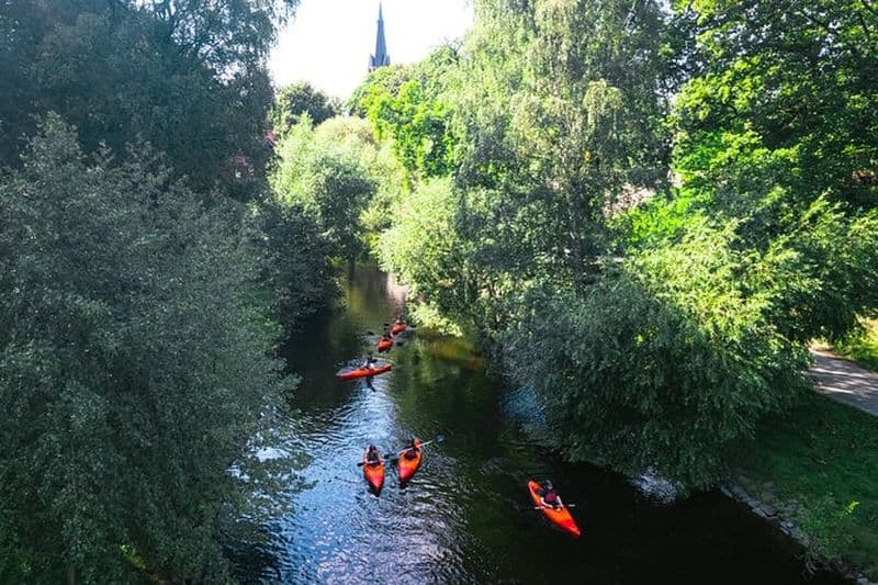 Balade en kayak sur la rivière Akerselva à Oslo