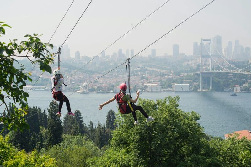 Aventure en tyrolienne avec vue sur le Bosphore à Istanbul