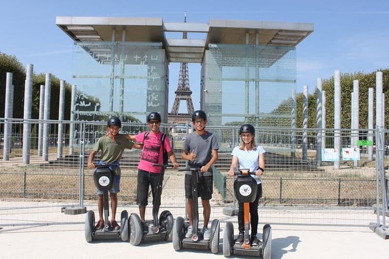 Visite guidée privée en segway à Paris