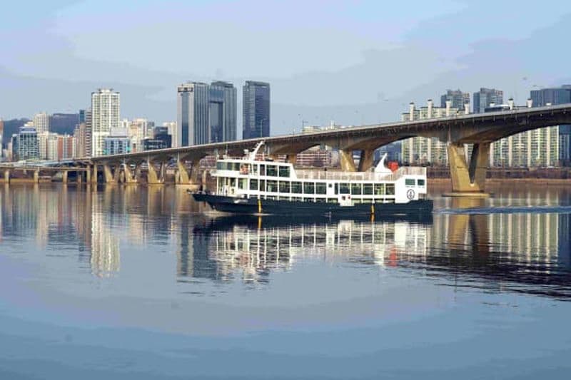 Croisière au coucher du soleil sur le fleuve Han à Séoul