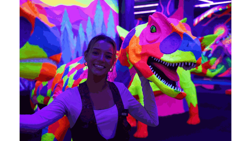 Billet GLOBALLS avec votre choix de parcours de mini-golf ou de jeux de carnaval