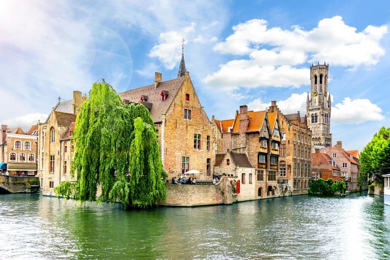 Visite autoguidée avec jeu interactif dans la ville de Bruges