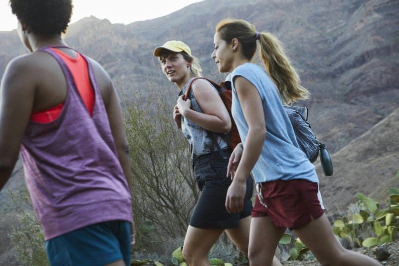 Randonnée d'une journée dans la vallée de Nightingale jusqu'au village de Manolates