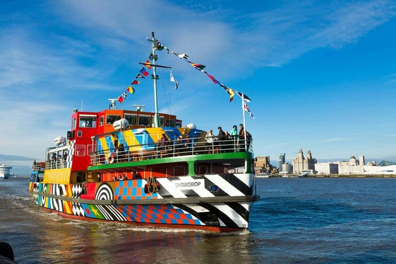 River cruise and sightseeing bus tour in Liverpool