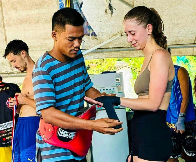 Private Muay Thai boxing class for beginners in Koh Tao