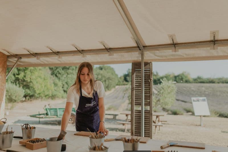 Atelier de fabrication de savon à la lavande à Aix-en-Provence