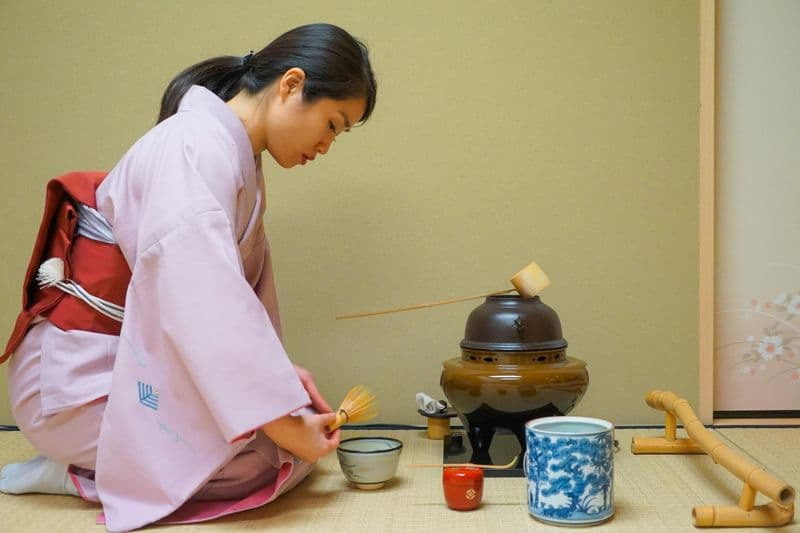 Kyoto tea ceremony and Kiyomizu-dera Temple walking tour