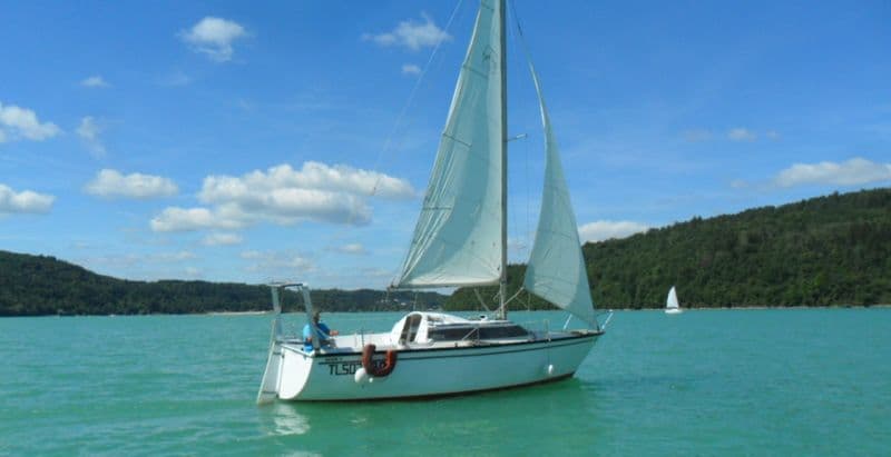 Dufour 24 (Sailboat)