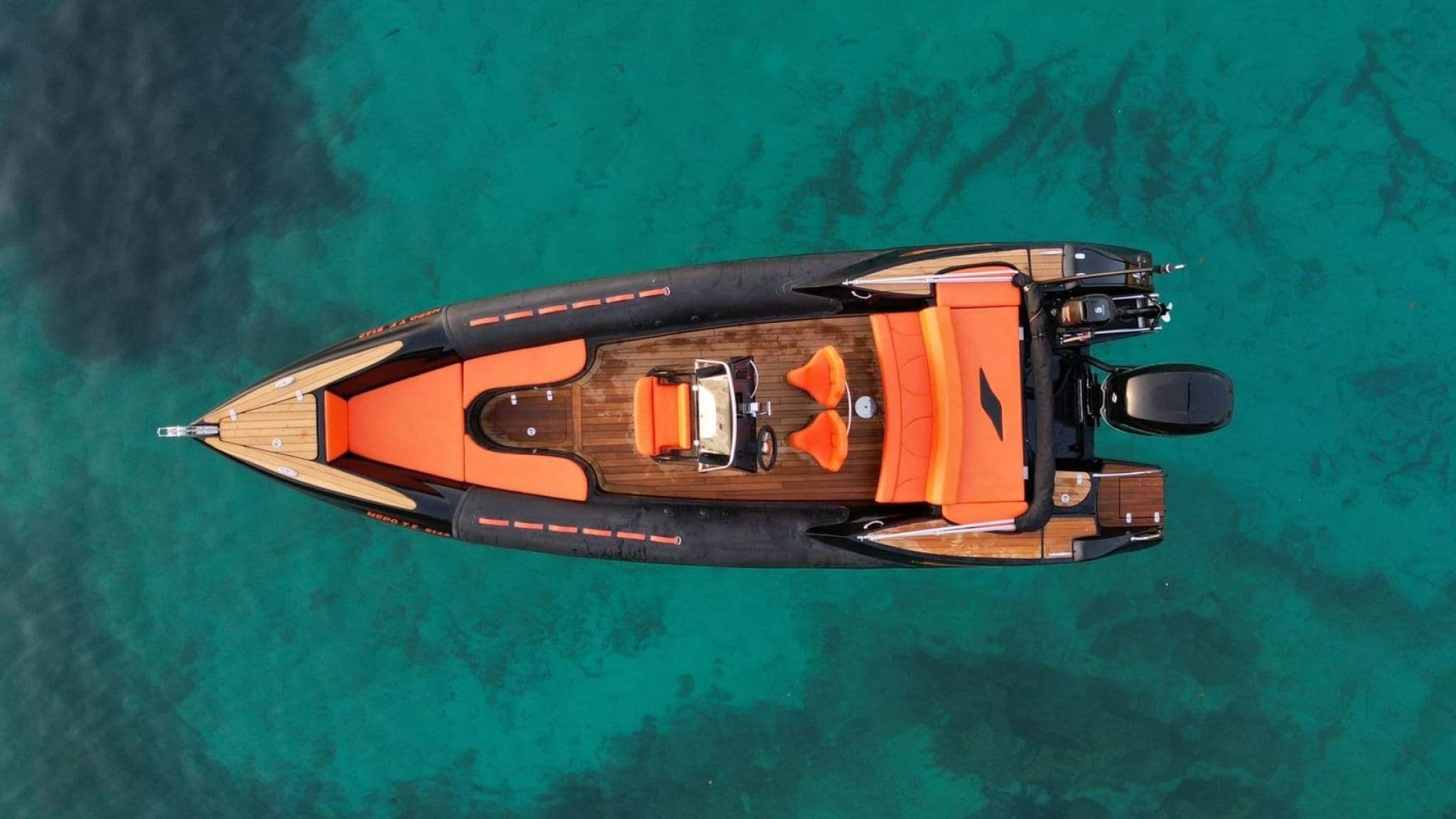 Location de bateau - Sarissa Vertigo (Semi-rigid)