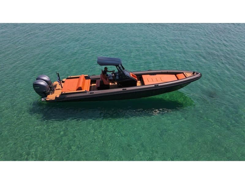 Rock Marine 36 (Motorboat)