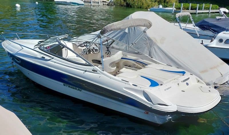 Stingray 225cr (Motorboat)