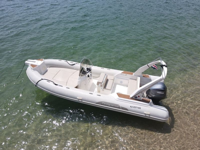 Billet Location de bateau - Capelli Tempest 770 (Semi-rigid)