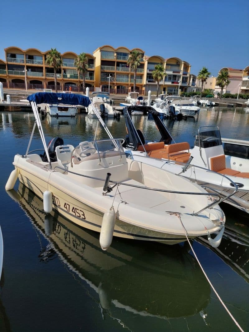 Jeanneau Cap Camarat 5.1 Style (Motorboat)