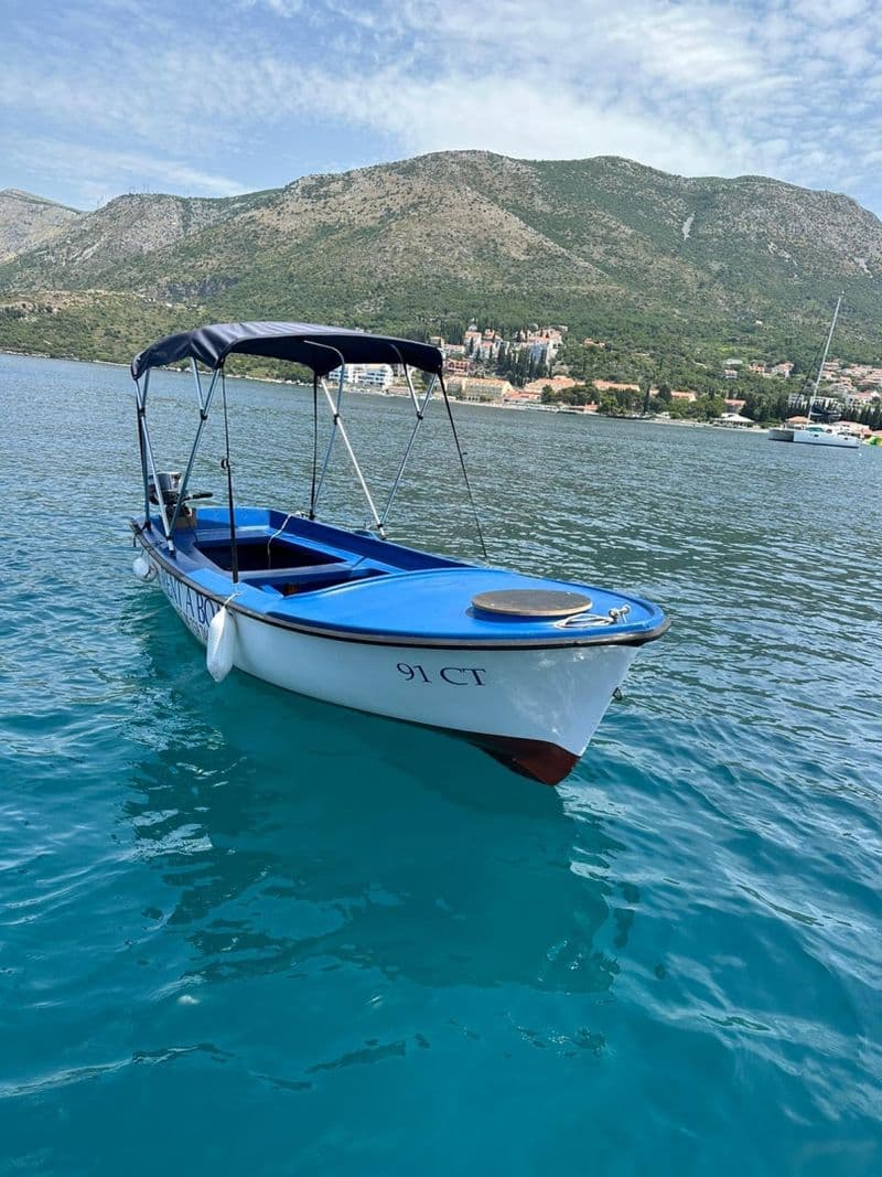 Elan Pasara 490 (Motorboat)