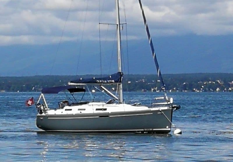 Dufour 325 Grand Large (Sailboat)