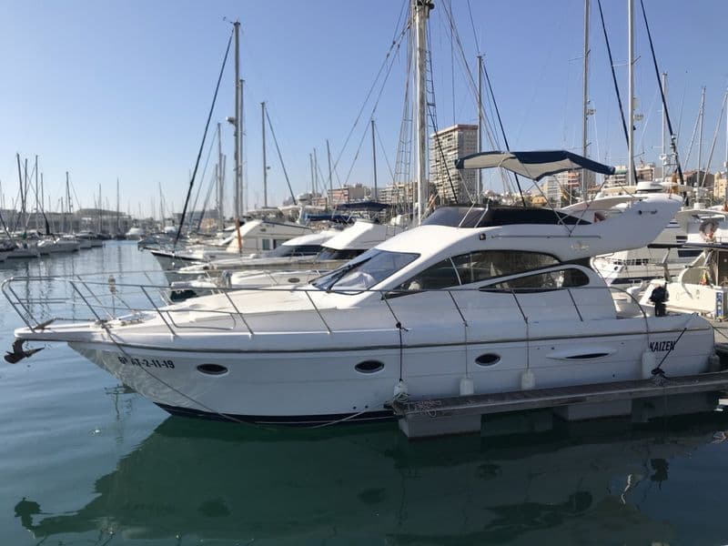 Doqueve Majestic 420 (Motorboat)