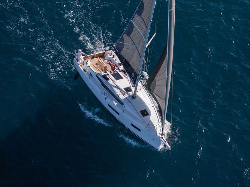 Jeanneau Sun Odyssey 350 (Sailboat)