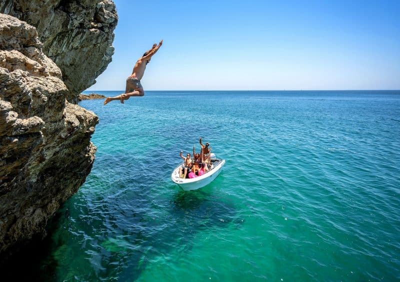 Pioner Maxi Viking (Motorboat)