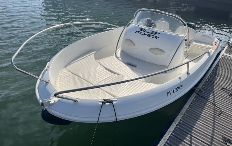 Bénéteau Flyer 550 Open (Motorboat)
